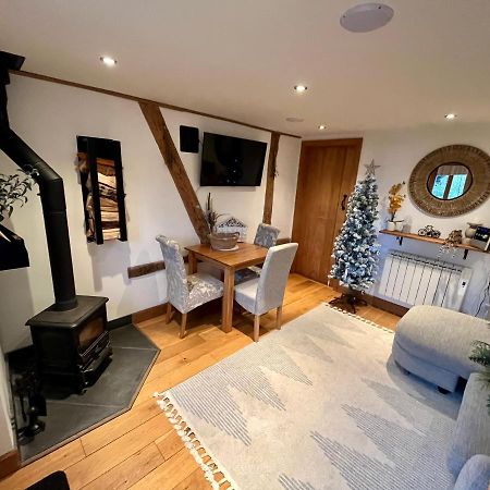 Apple Tree Cottage Hereford Exterior photo