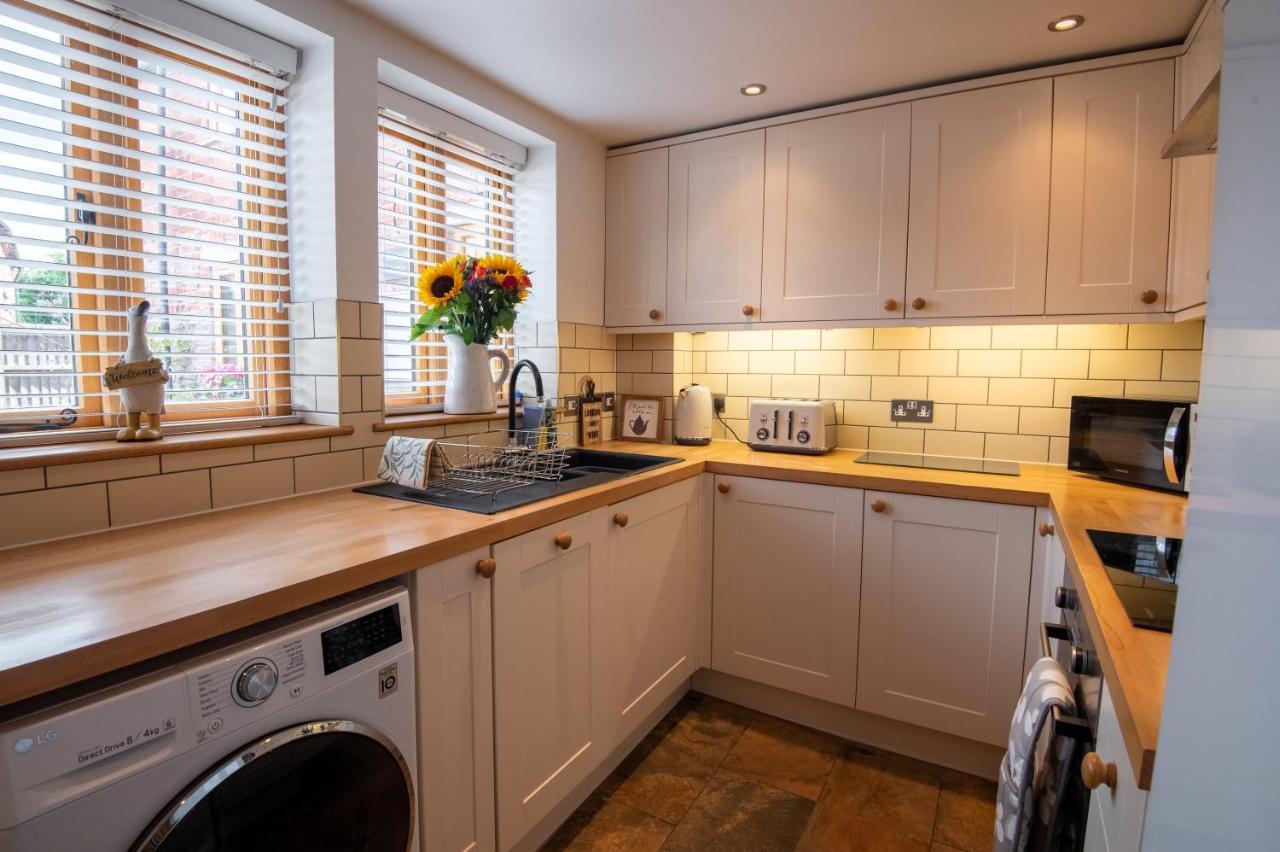 Apple Tree Cottage Hereford Exterior photo