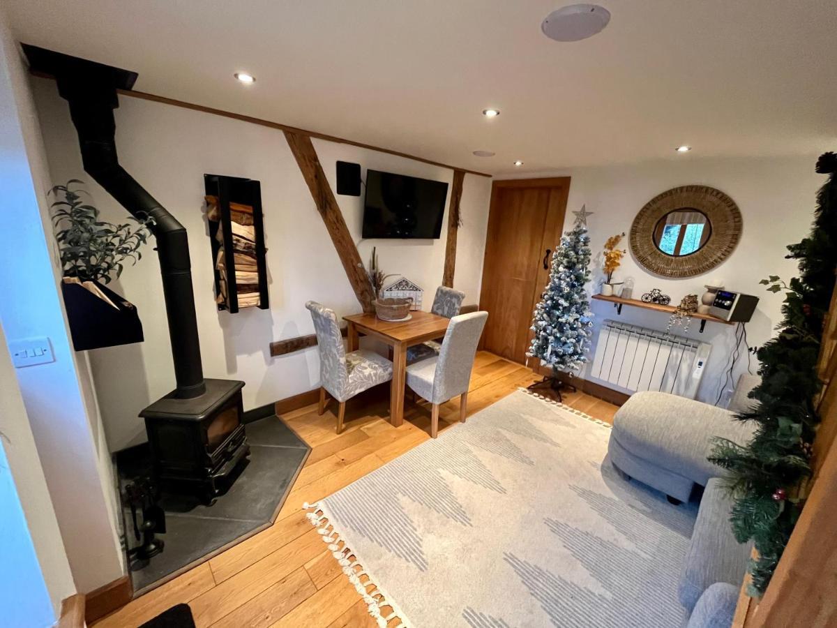 Apple Tree Cottage Hereford Exterior photo